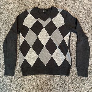 Men’s Express V-Neck Argyle Gray Sweater- Size Small!